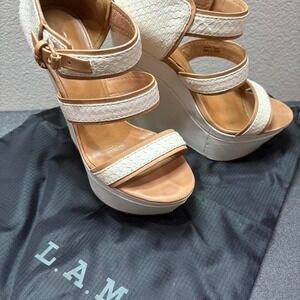 White and cream platform sandals with a glamorous touch brand L.A.MB size 6.5